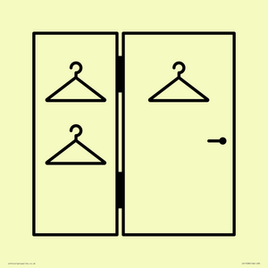 I065 Large Changing room